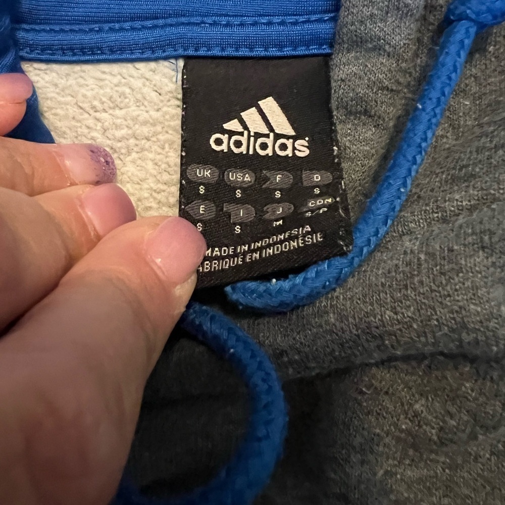 Adidas hooded sweatshirt - Picture 2 of 2